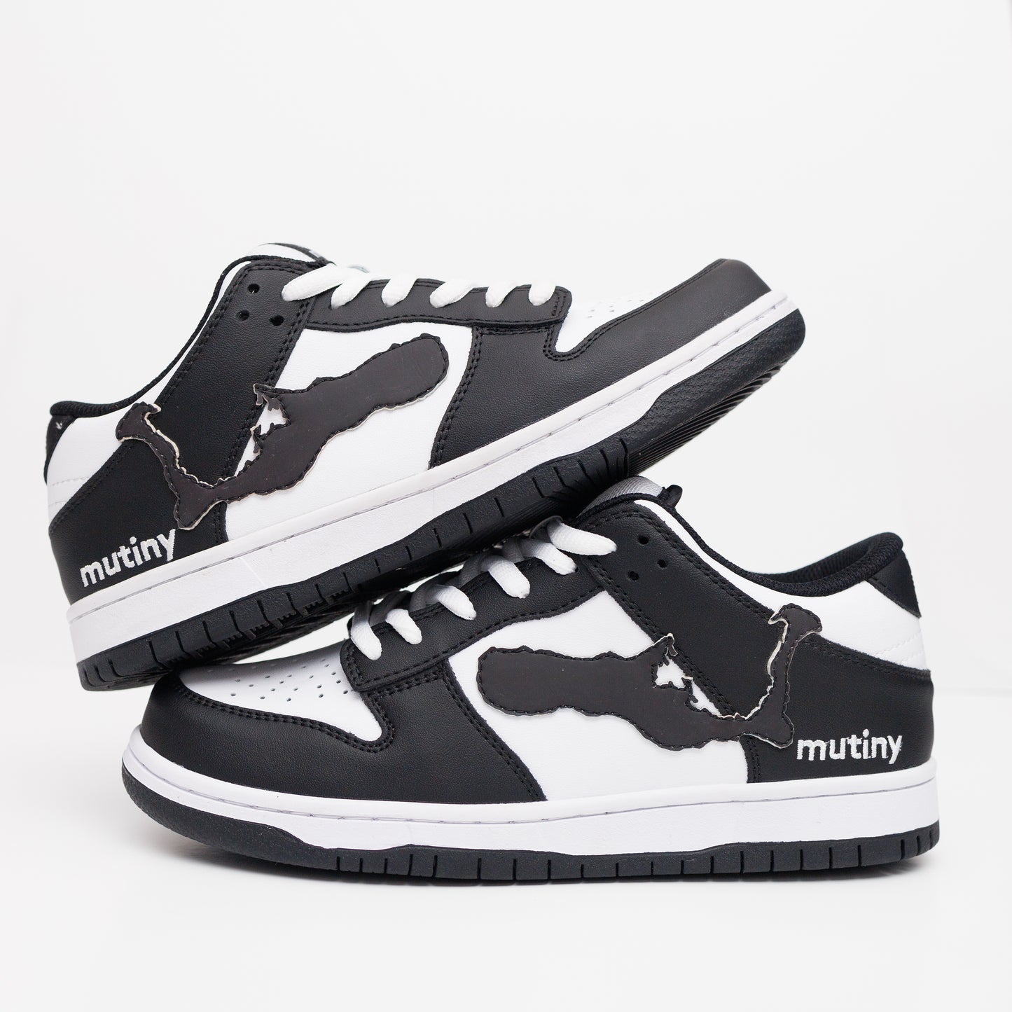 season IV dunks