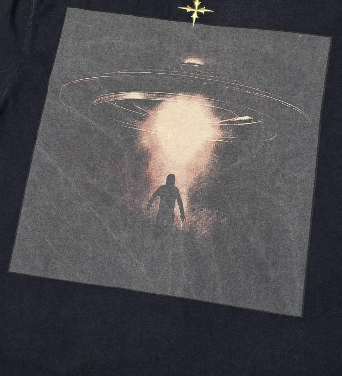 Vieriche Abduction Tee