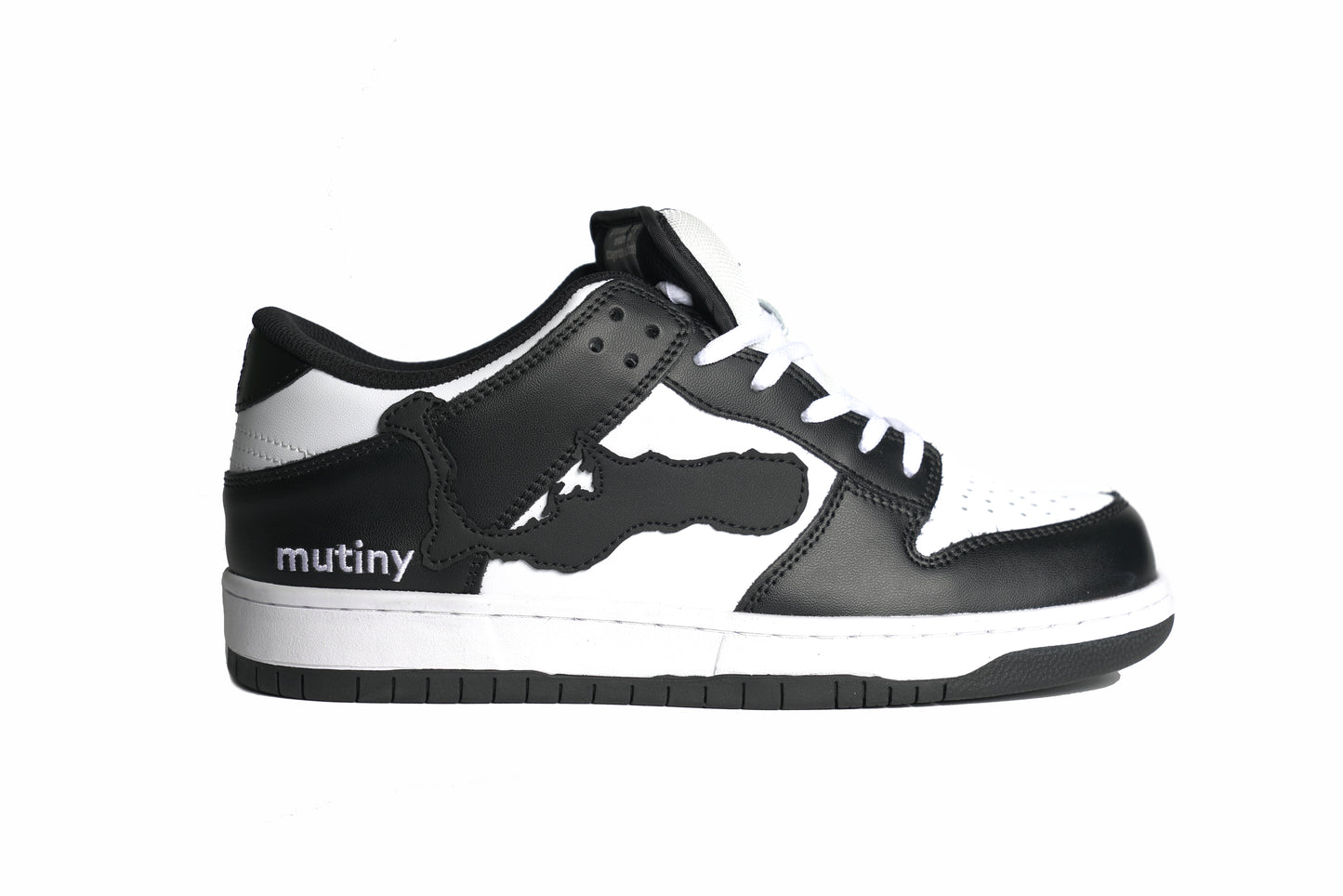 mutiny season 2 dunk